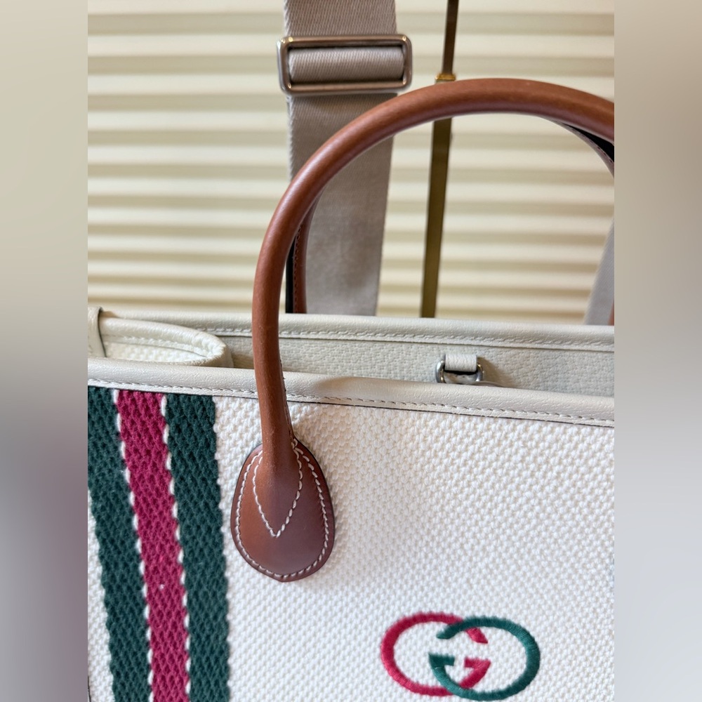 Gucci White Canvas Tote with Green and Red Accents - Picture 2 of 10